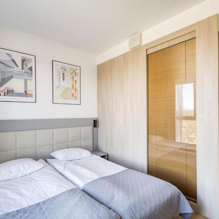 404 Rooms Wolska Apartament Warsaw Luaran gambar