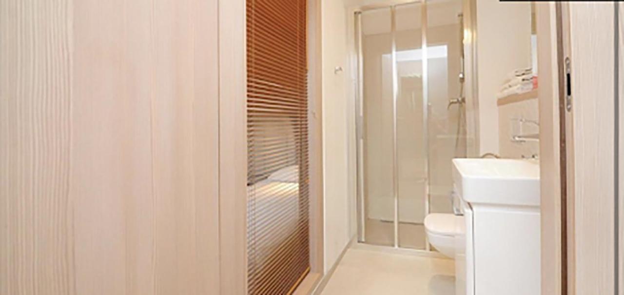 404 Rooms Wolska Apartament Warsaw Luaran gambar