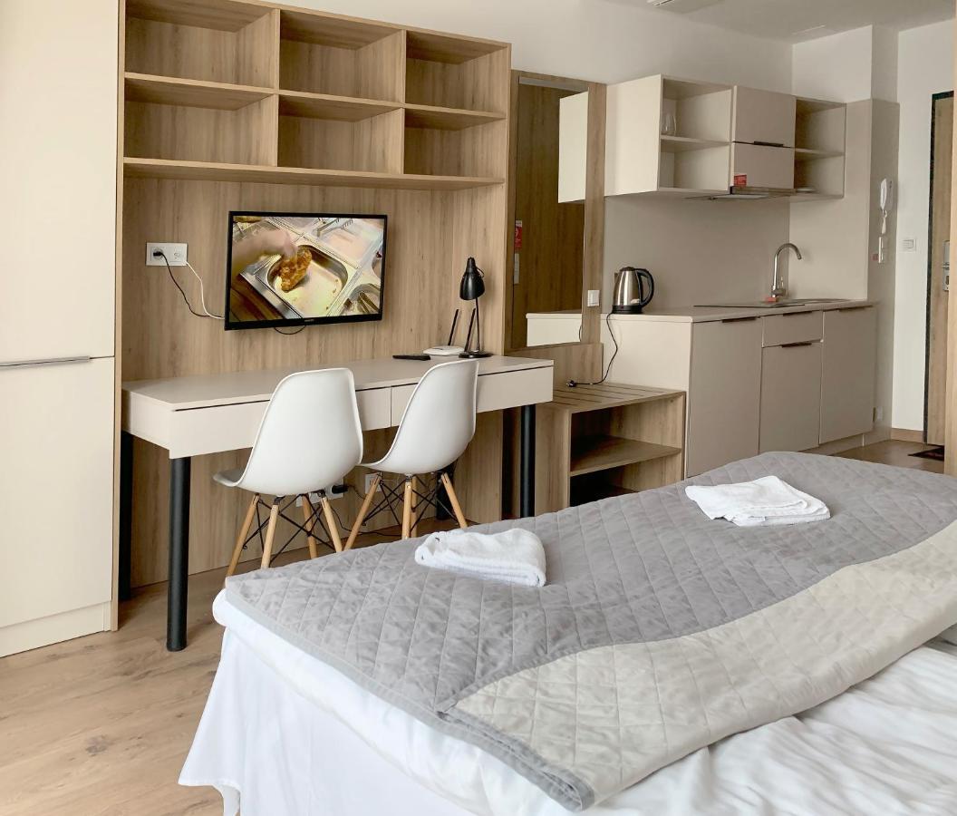 404 Rooms Wolska Apartament Warsaw Luaran gambar